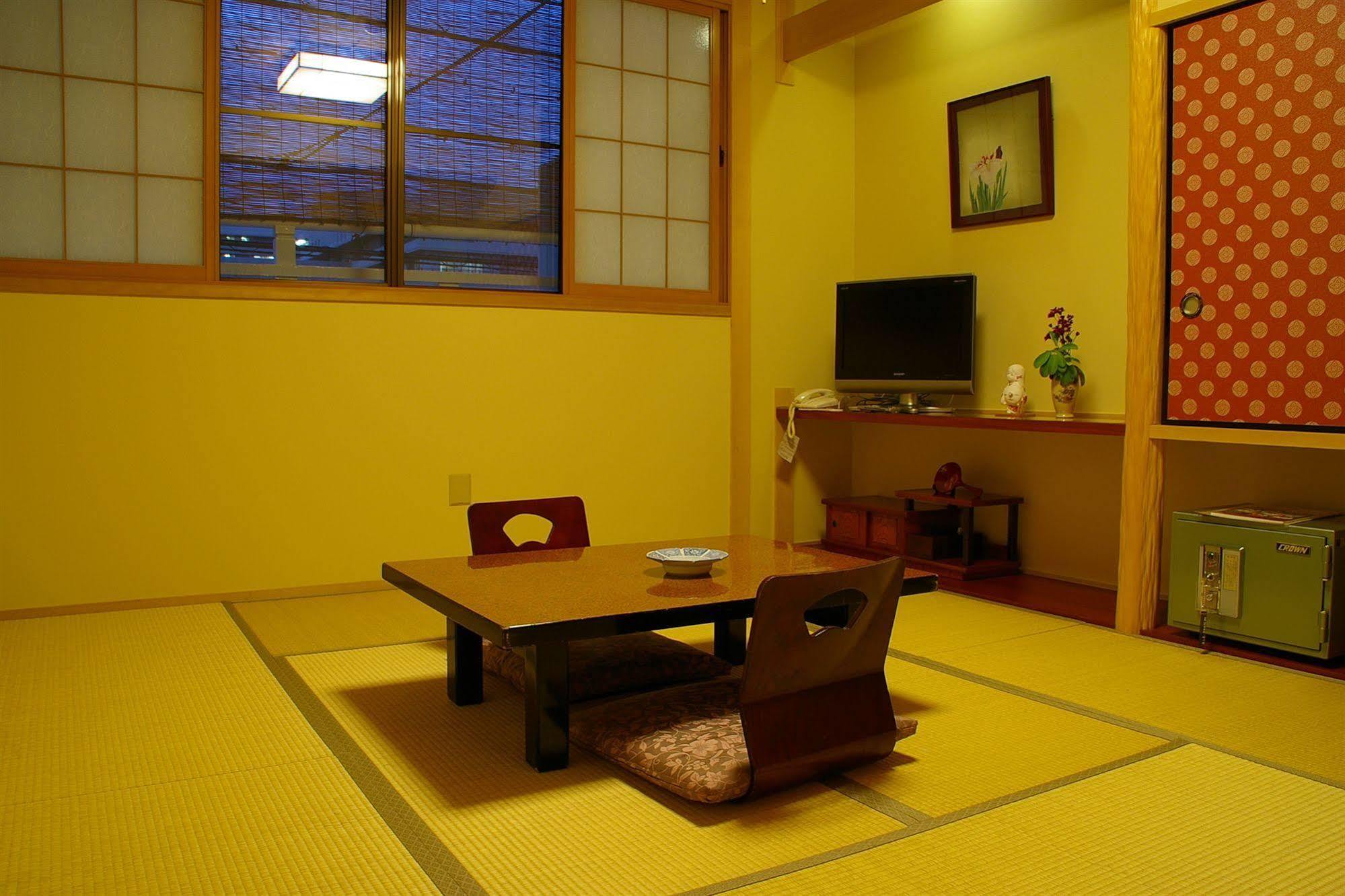 קיוטו Ryokan Sawaya Honten מראה חיצוני תמונה